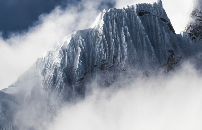 snow-covered-mountain-2365457